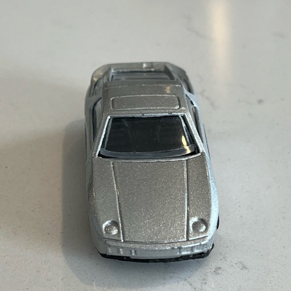 ZEE TOYS / Zylmex D89-1/64 Diecast Porsche 928 car - Picture 4 of 5